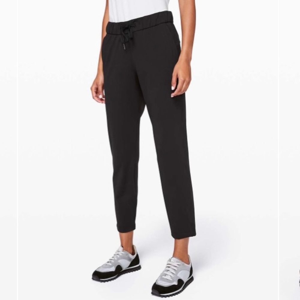 Lululemon on the fly 7/8 pant